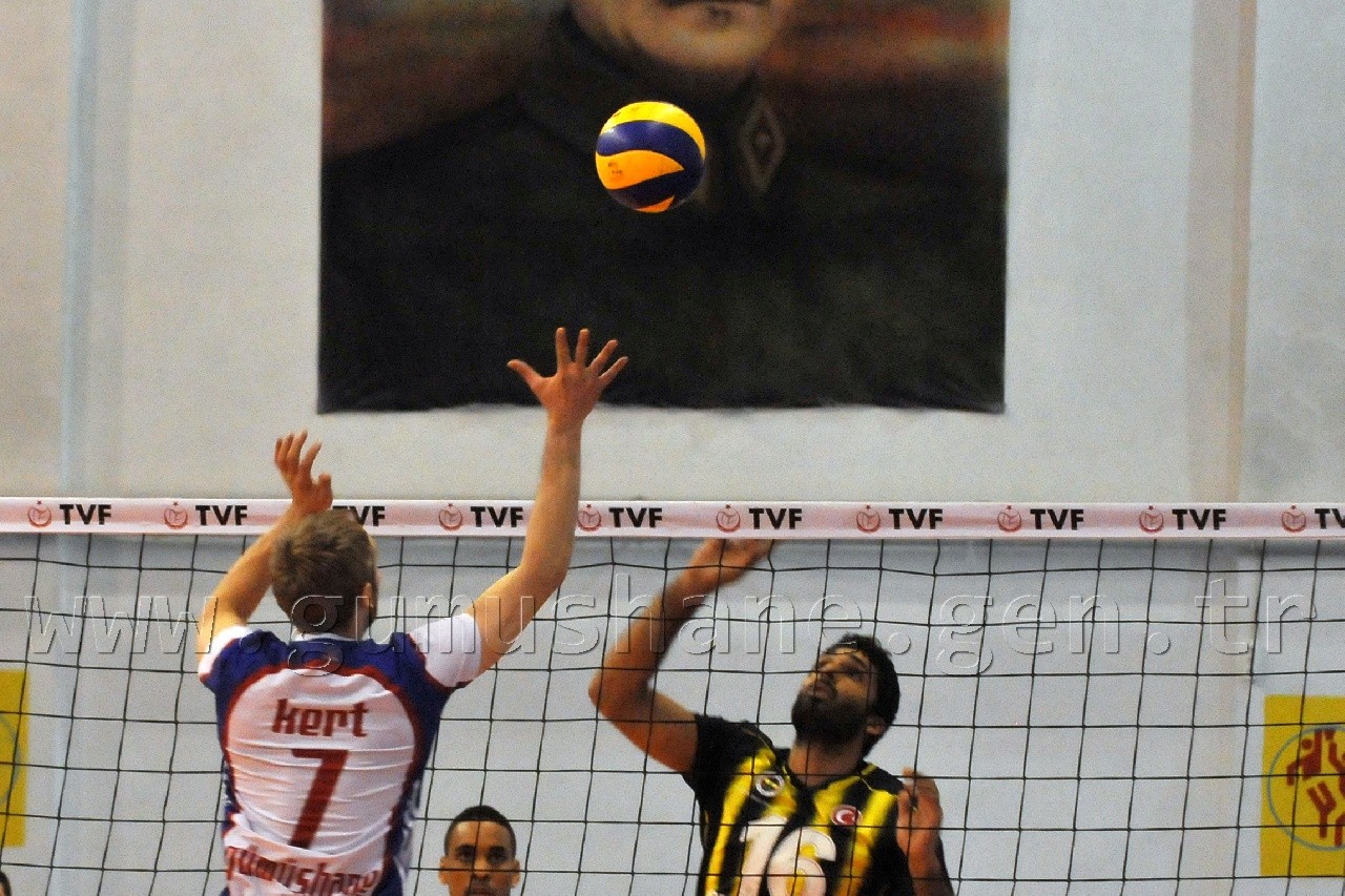 Torul, Fener'e Direnemedi: 0-3 10