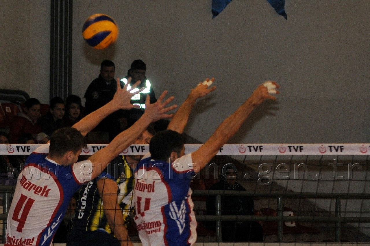 Torul, Fener'e Direnemedi: 0-3 24