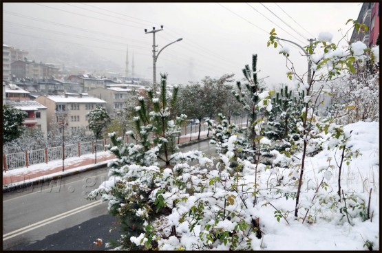 Gümüşhane'ye yılın ilk karı yağdı 2