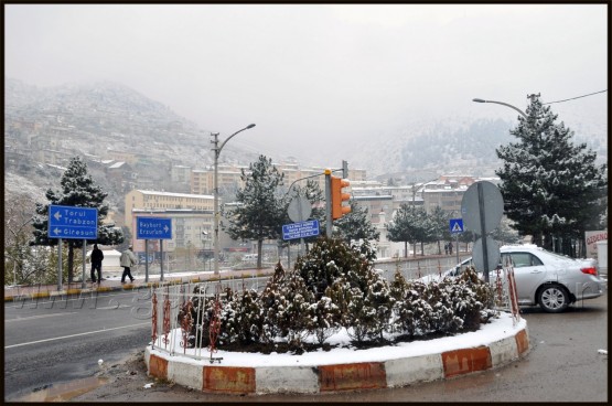 Gümüşhane'ye yılın ilk karı yağdı 9