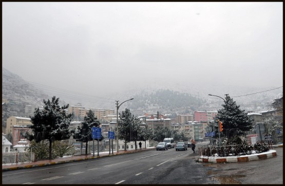 Gümüşhane'ye yılın ilk karı yağdı 10