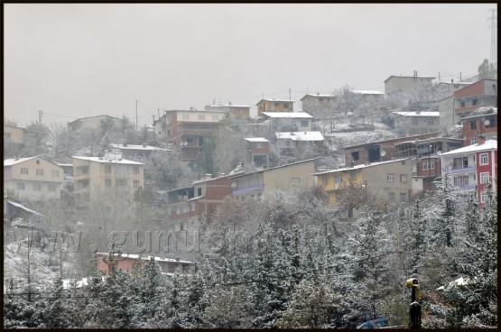 Gümüşhane'ye yılın ilk karı yağdı 17