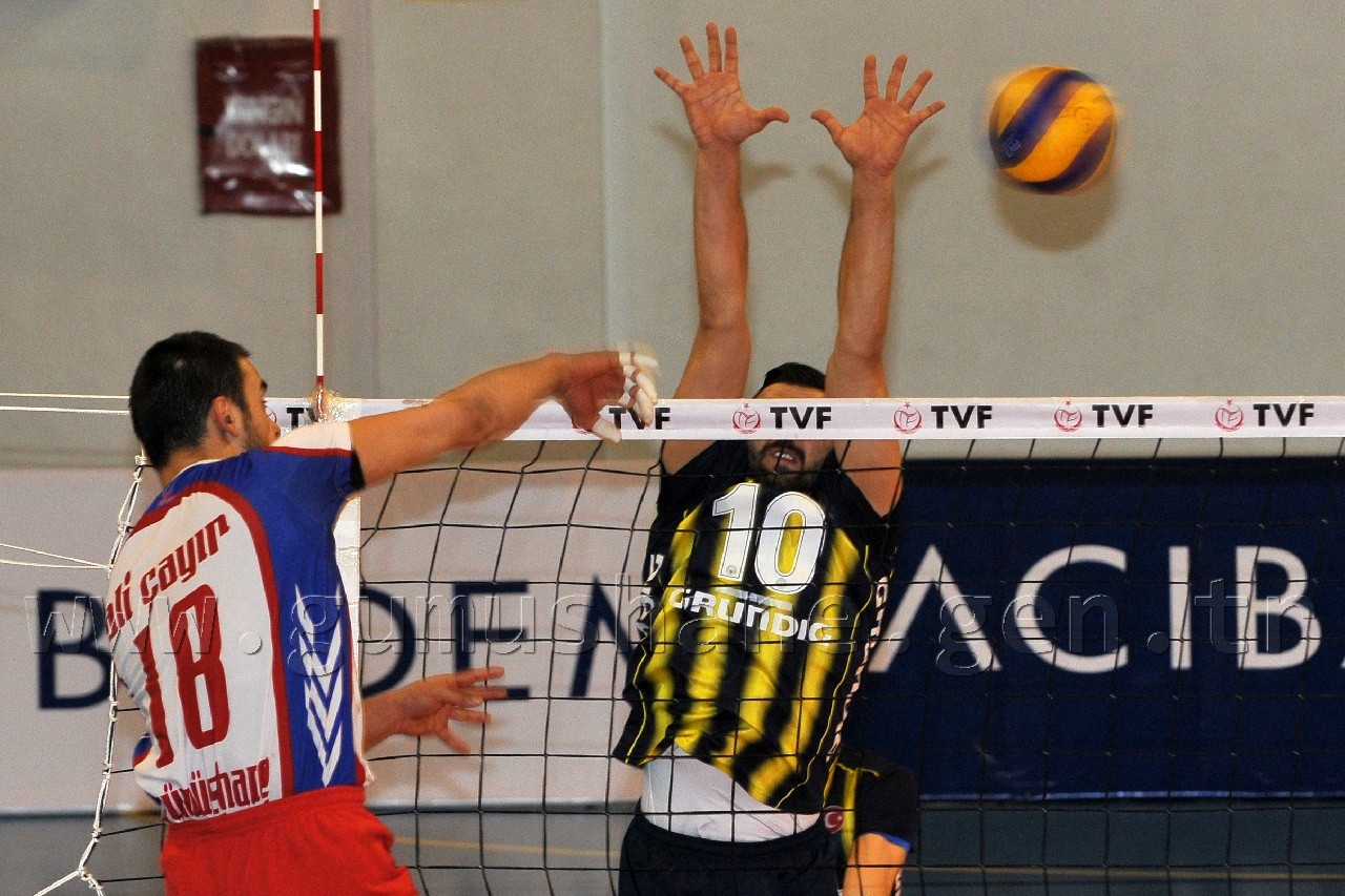 Torul, Fener'e Direnemedi: 0-3 44