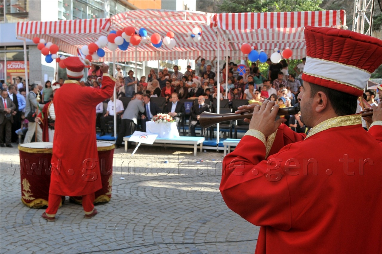 Gümüşhane Caddeleri Mehteranla İnledi 2