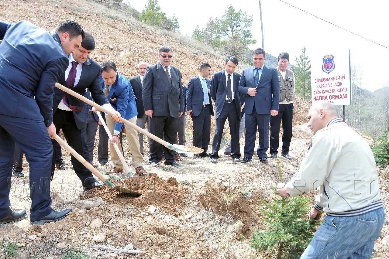 Şehit Cumhuriyet Savcısı Murat Uzun Adına Hatıra Ormanı 14