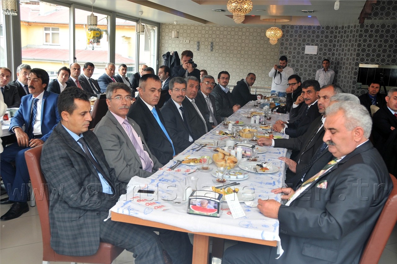 Milletvekili Aydın, Aday Adayları İle Buluştu 8