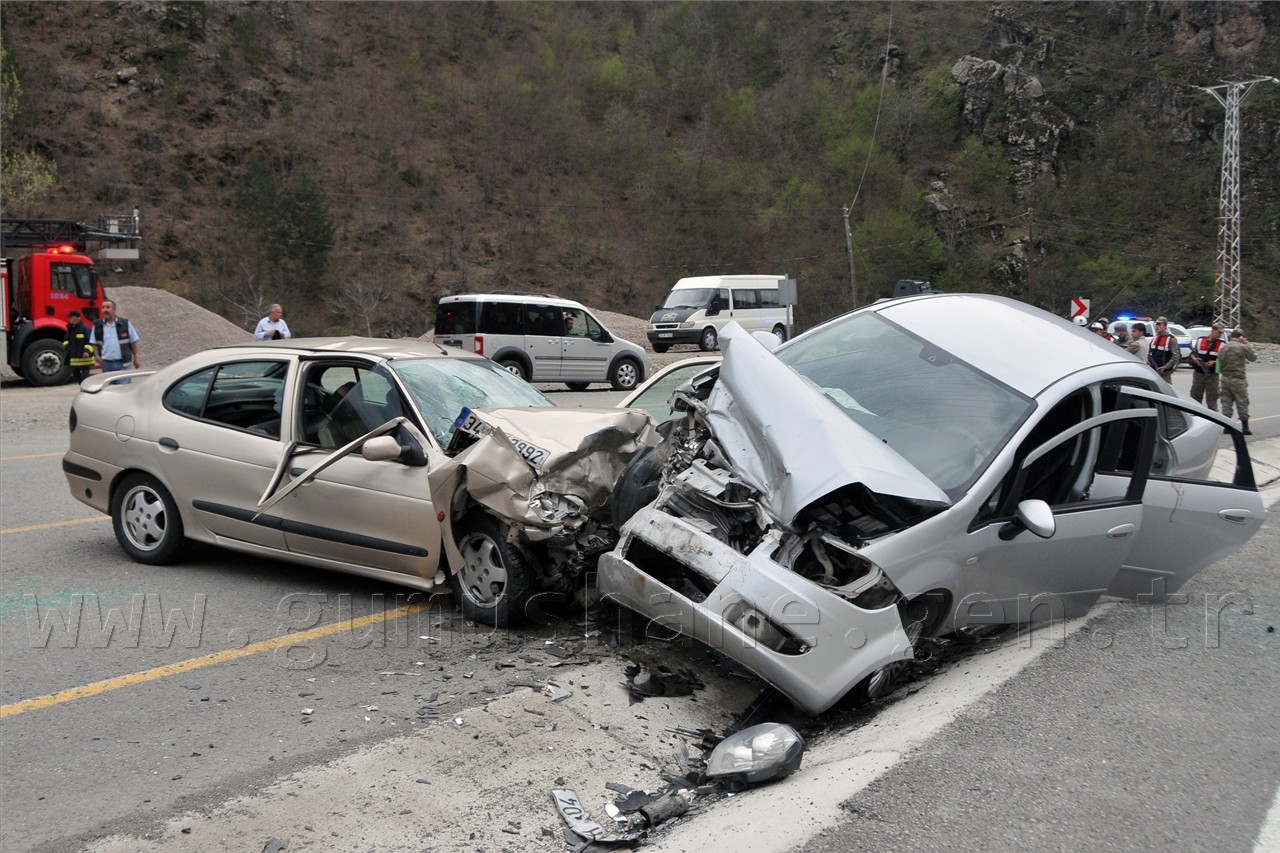 Zigana'da Feci Kaza: 2 Ölü, 3 Yaralı 3