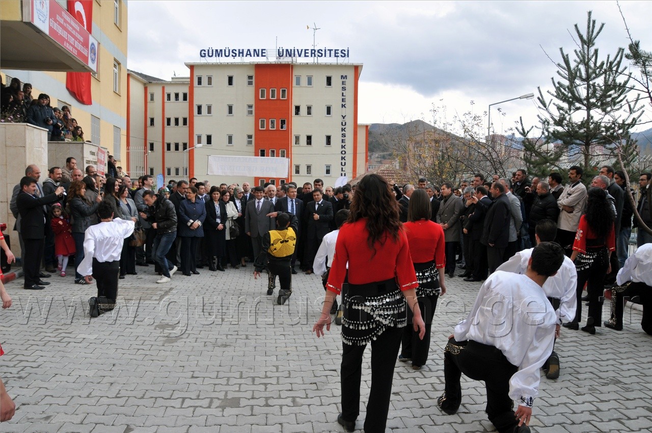 Gençlik ve Spor Bakanı Suat Kılıç Gümüşhane'de  27