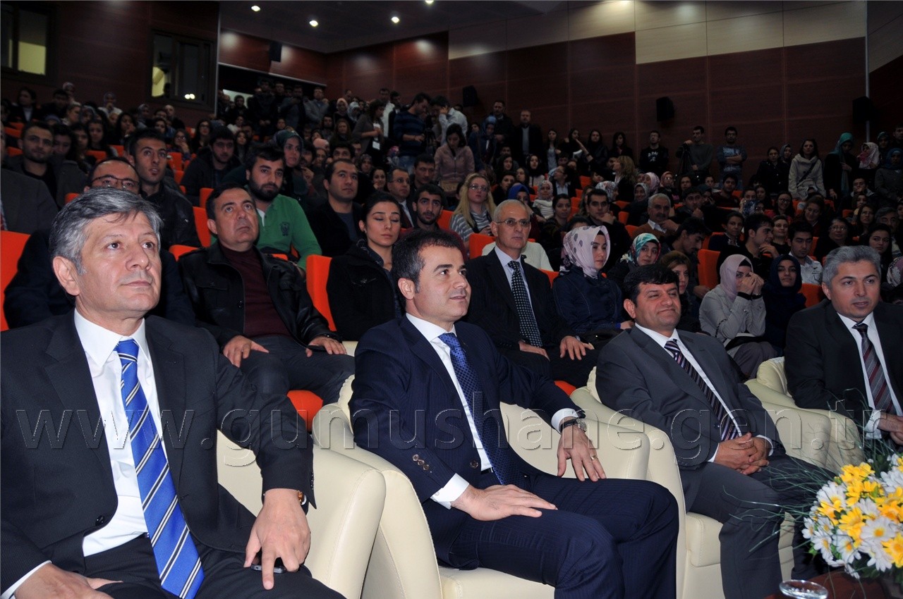 Bakan Kılıç'tan Üniversite Öğrencilerine Tavsiyeler 12