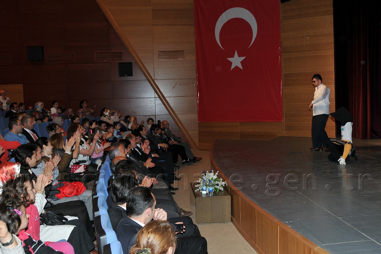 Özel Öğrenciler Yeteneklerini Sahneledi 9
