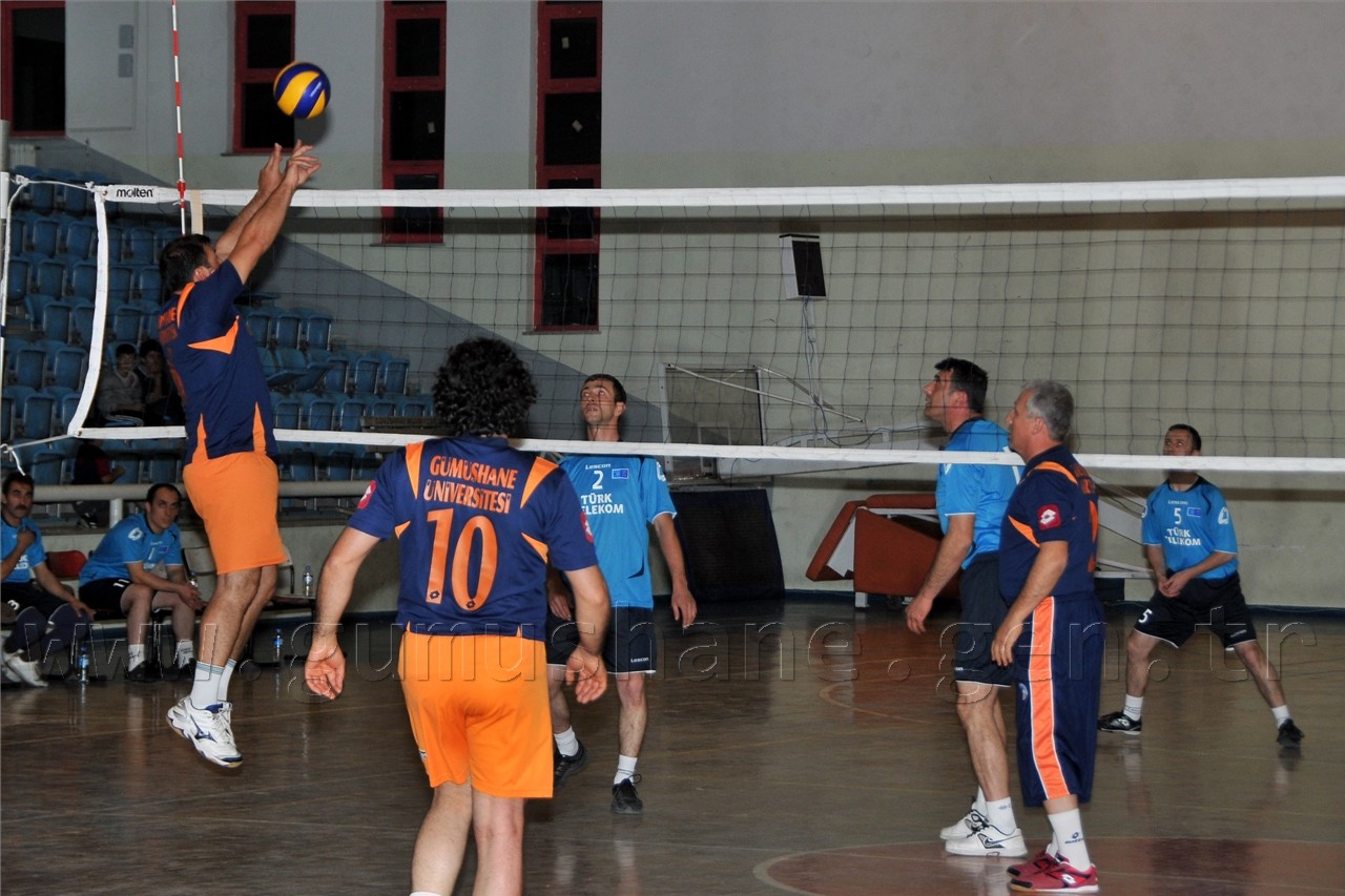 Kurumlar Arası Voleybol Turnuvası Sona Erdi 5