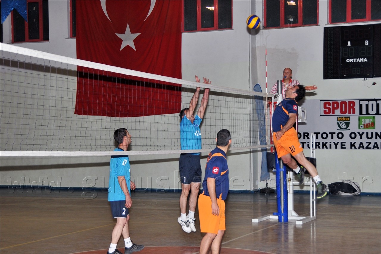 Kurumlar Arası Voleybol Turnuvası Sona Erdi 10