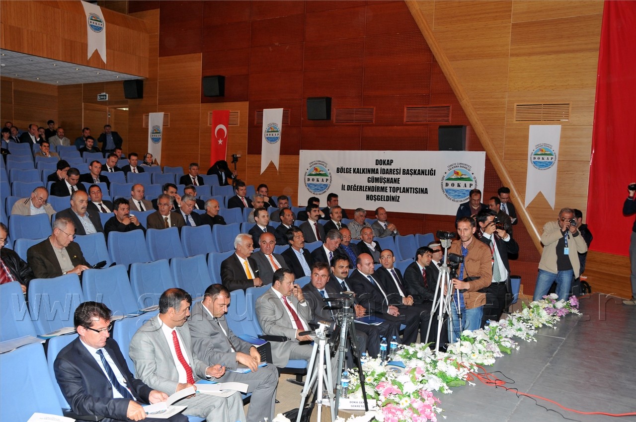 Kalkınma Bakanı Cevdet Yılmaz Gümüşhane'de 13