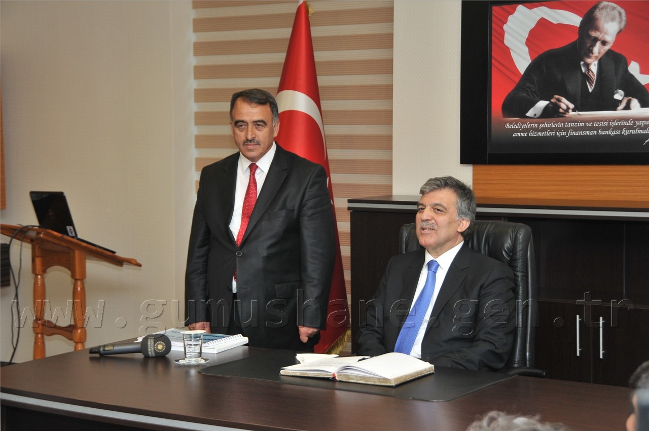 Cumhurbaşkanı Gül, Gümüşhane'de Halka Seslendi 16