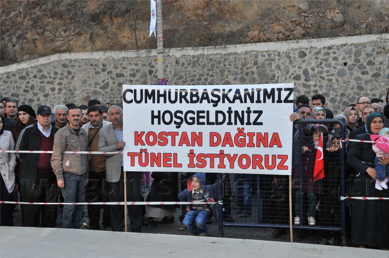 Cumhurbaşkanı Gül, Gümüşhane'de Halka Seslendi 19