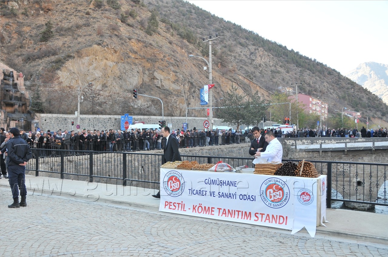 Cumhurbaşkanı Gül, Gümüşhane'de Halka Seslendi 20