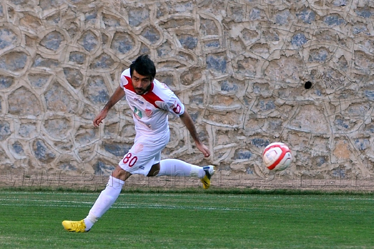 Gümüş 1 Attı, 1 Aldı: 1-1  14