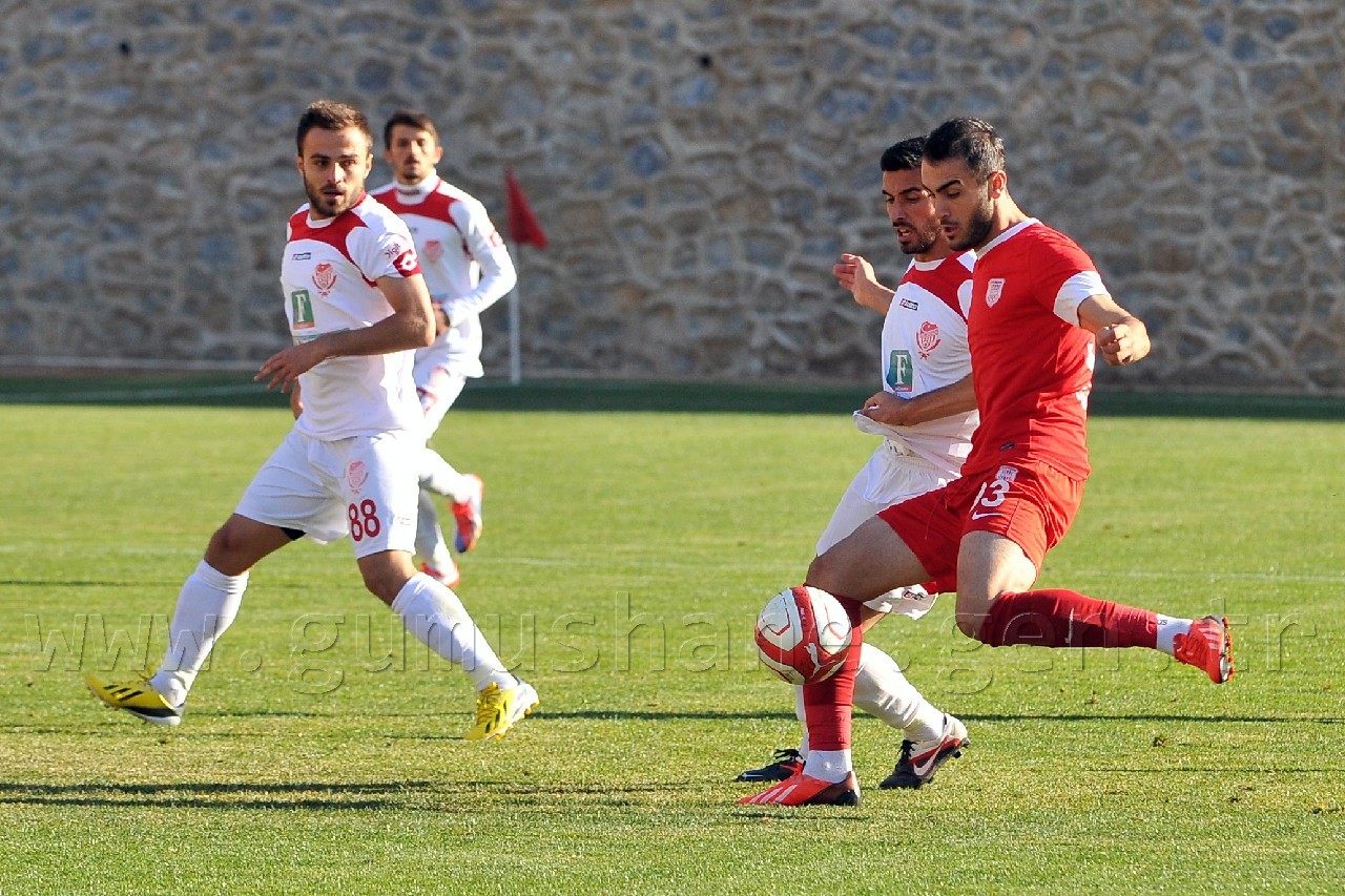 Gümüş 1 Attı, 1 Aldı: 1-1  16