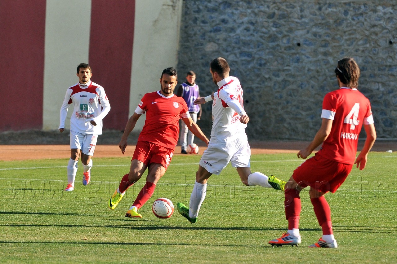 Gümüş 1 Attı, 1 Aldı: 1-1  17