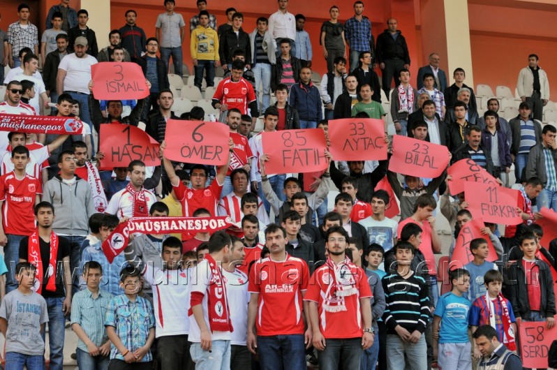 Play-Off Sandık'ta Kaldı 4