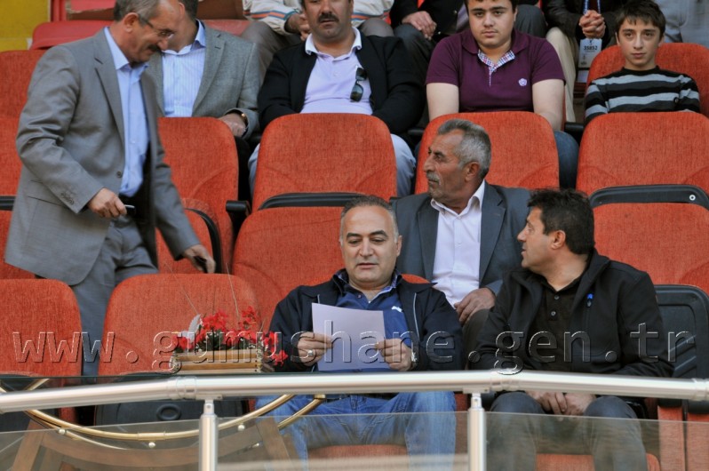 Play-Off Sandık'ta Kaldı 5