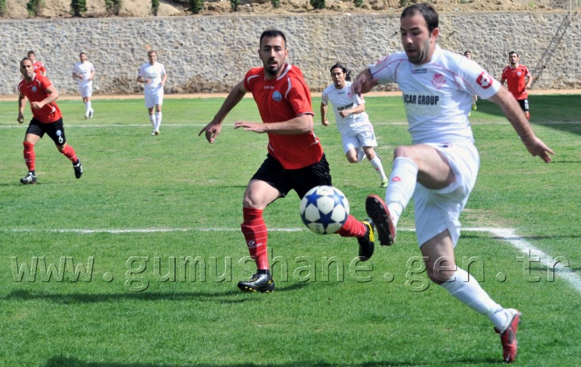 Play-Off Sandık'ta Kaldı 12