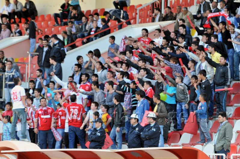 Play-Off Sandık'ta Kaldı 17