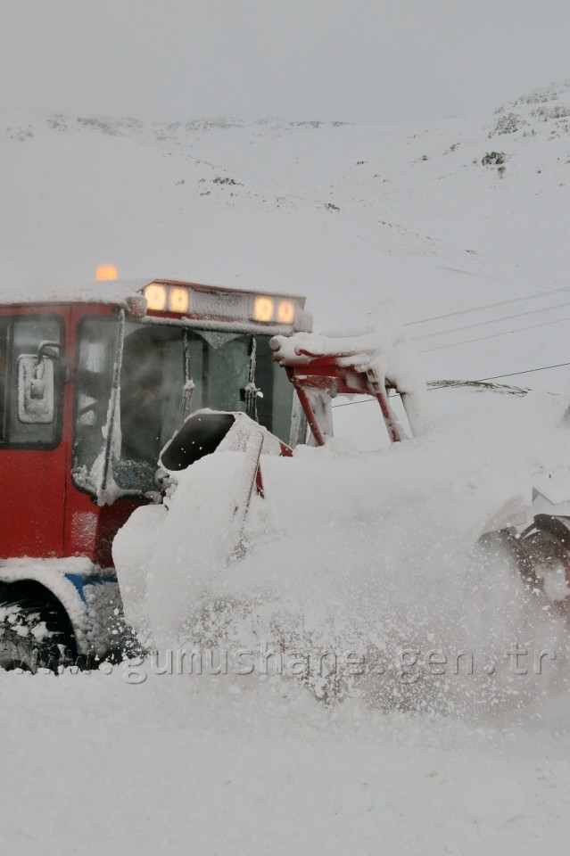 Köy Yollarında Hummalı Çalışma 44