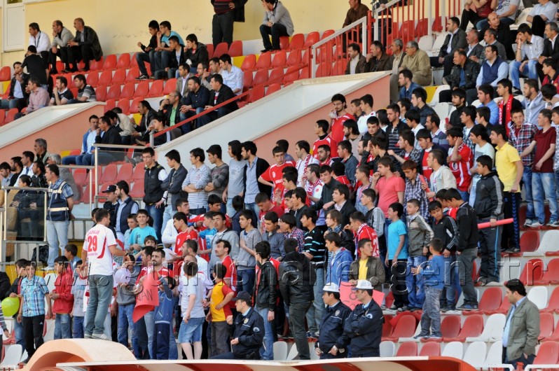 Play-Off Sandık'ta Kaldı 24