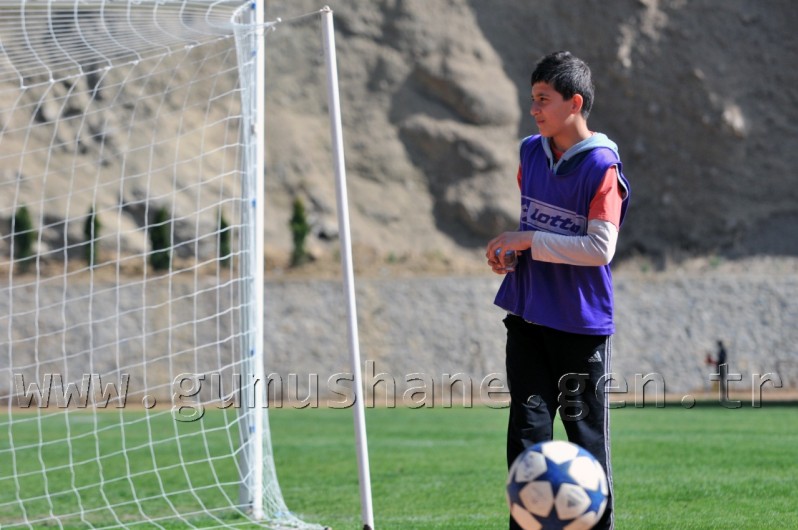 Play-Off Sandık'ta Kaldı 39