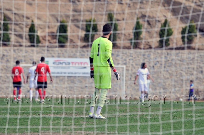 Play-Off Sandık'ta Kaldı 42