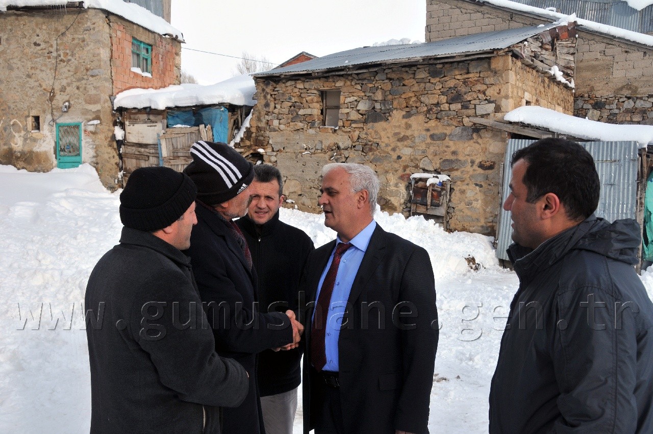 Köy Yollarında Hummalı Çalışma 52