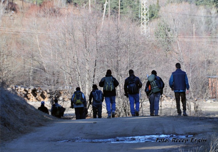 Gümüşhaneli Dağcılar Karanlıkdere'de 90