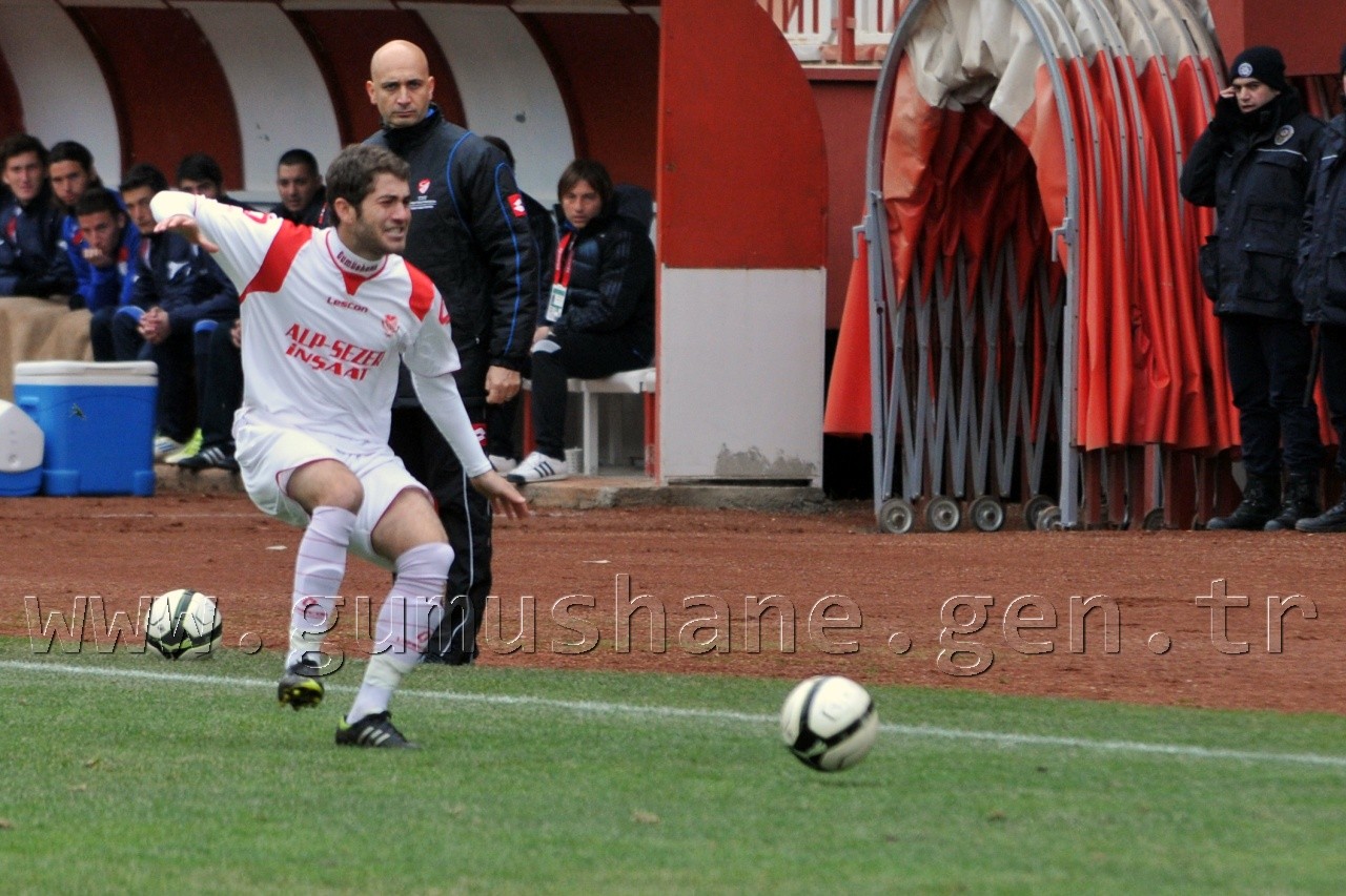 Lidersavar Gümüş: 2-0 25