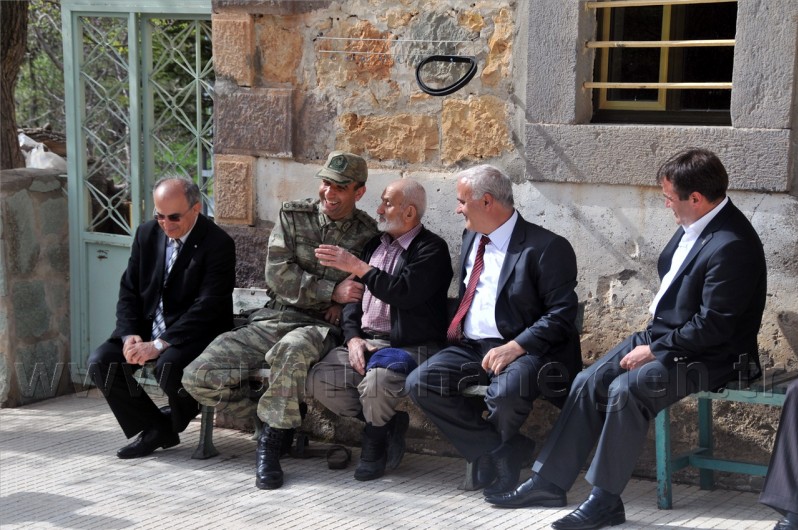 Vali Mayda Köy Gezilerini Sürdürüyor 14