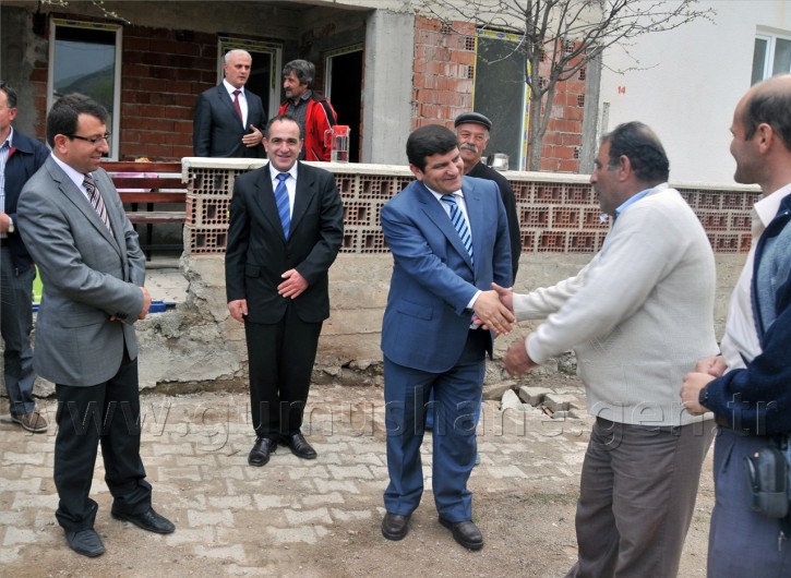 Vali Mayda Köy Gezilerini Sürdürüyor 20