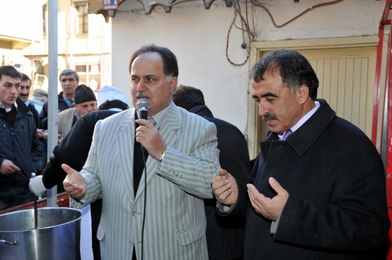 Gümüşhane Belediyesi Bin Kişilik Aşure Dağıttı 11