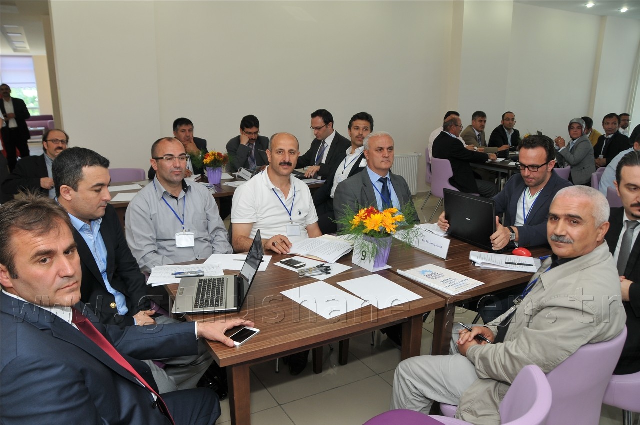 Gümüşhane'de Kent Ekonomileri Forumu Düzenleniyor 5