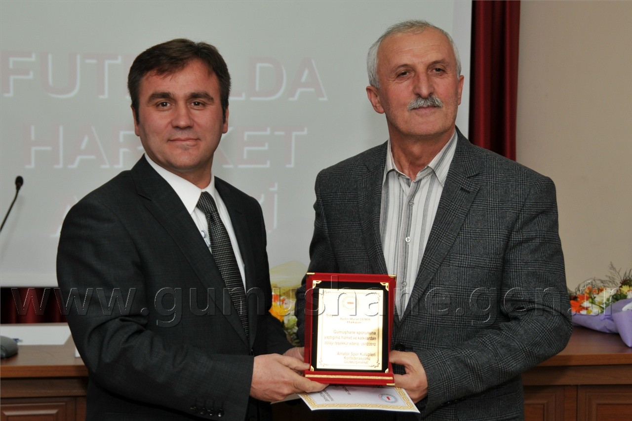 Futbol Antrenörlerine 'Başarıya Giden Yol' Konulu Panel Düzenlendi 14