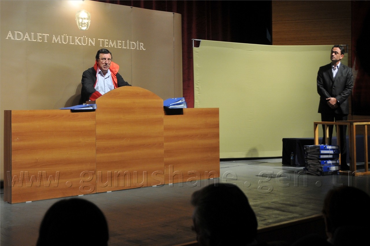 Yargıtatör Gümüşhane’de Sahnelendi 3