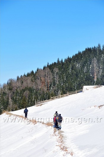 Gümüşhaneli Dağcılar Kürtün'de 75