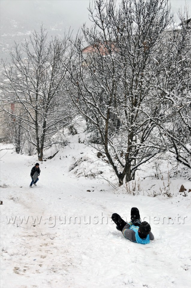 Yarın Araçlarınıza Binmeyin 4