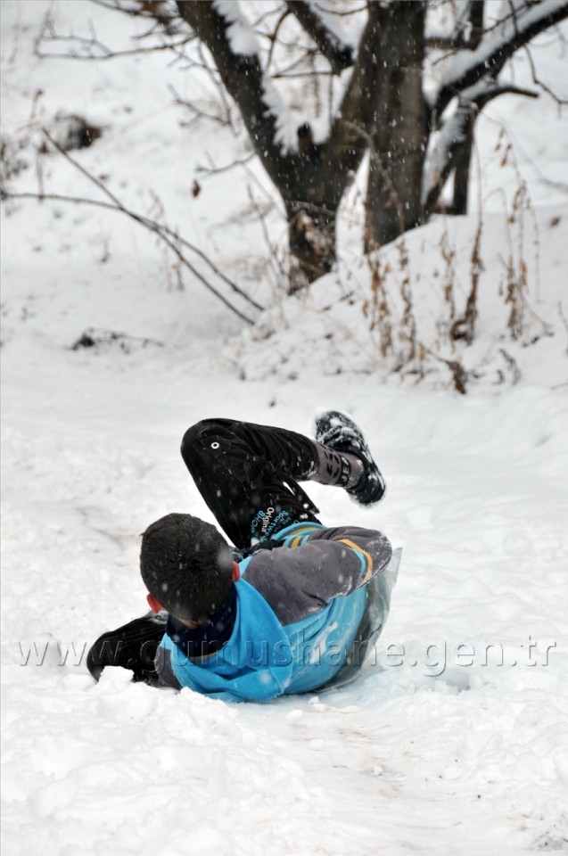 Yarın Araçlarınıza Binmeyin 5