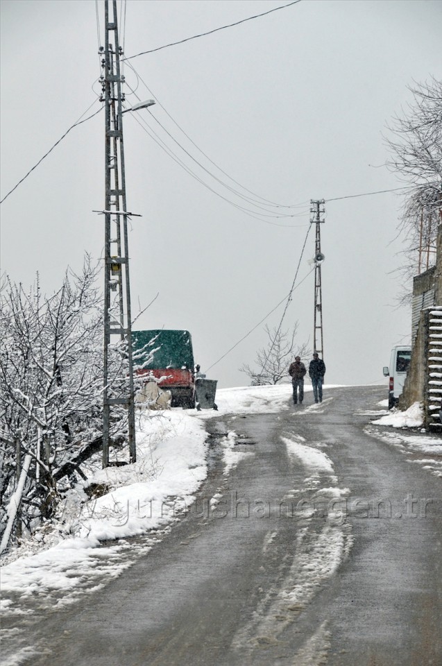 Yarın Araçlarınıza Binmeyin 10