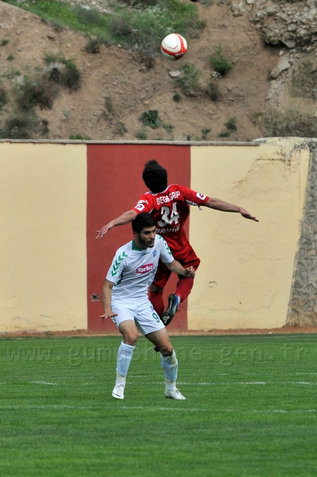 Gümüş 1 Puana Razı Oldu 60