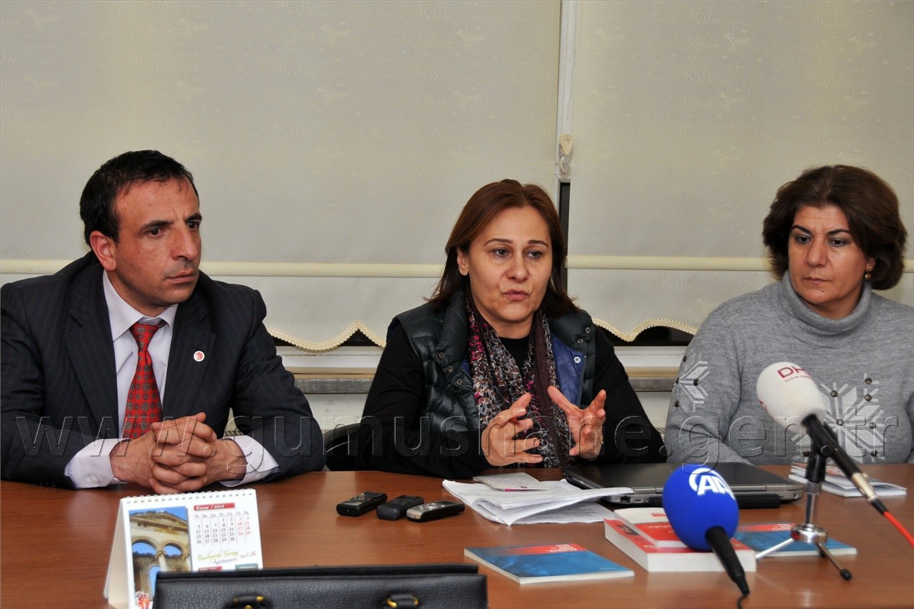 CHP PM Üyesi Sena Kaleli Gümüşhane'de 6