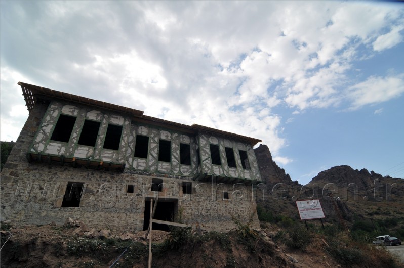 Kadirbeyzade İbrahim Lütfü Paşa Konağı Hızla Yükseliyor 5