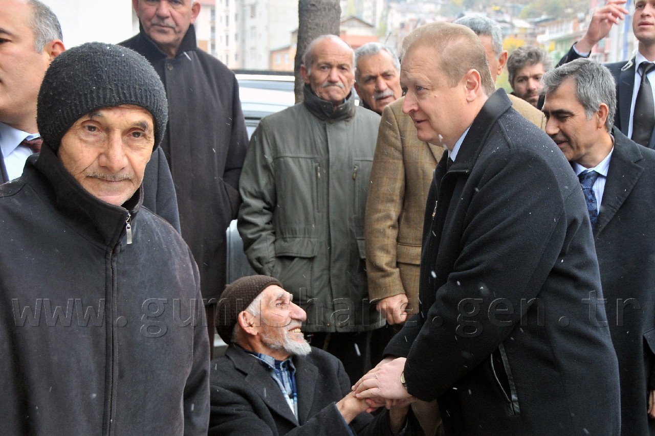 Gümüşhane’de 2 Bin Kişilik Aşure Dağıtıldı 8