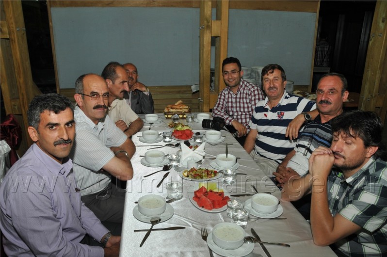 Gümüşhane Belediyesi İftar Yemeği Verdi 6