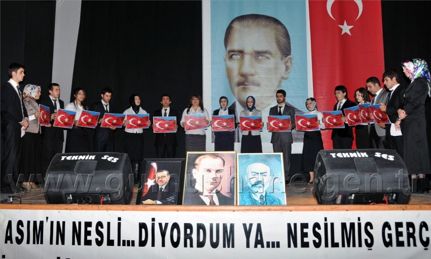 AK Gençlik Akif'i Unutmadı 11